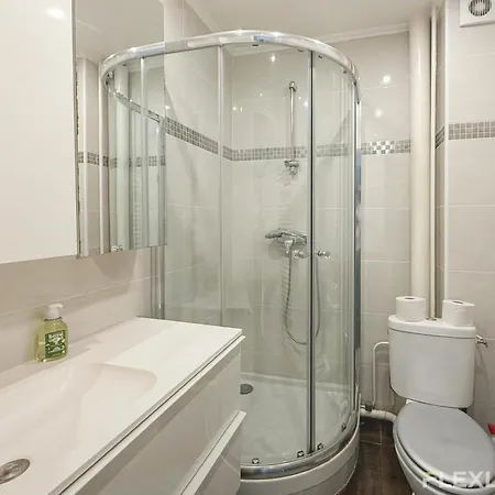 Charming 2-bedroom In 5 Paryż