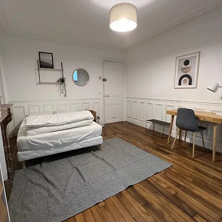 公寓 Charming 3-bedroom In 5